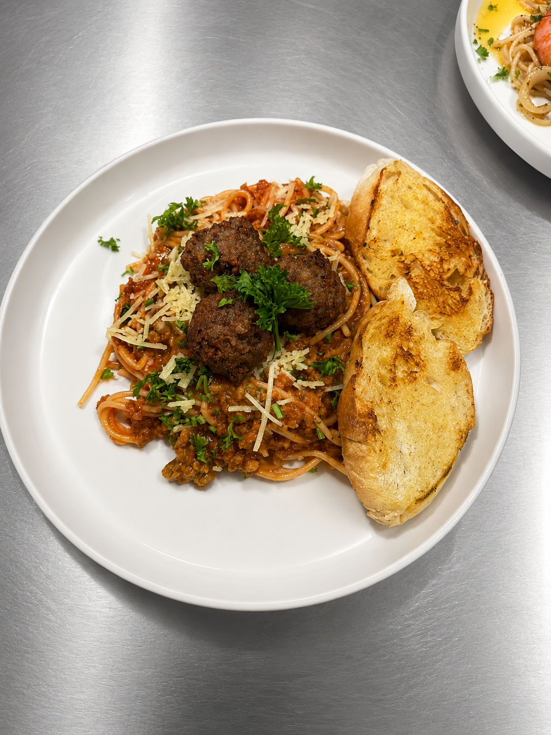 Beefy Meatball Spaghetti