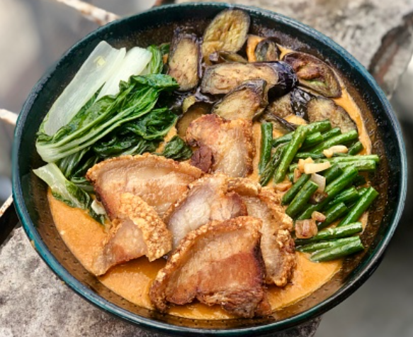 Bagnet Kare Kare