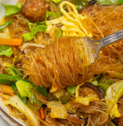 Sotanghon Guisado