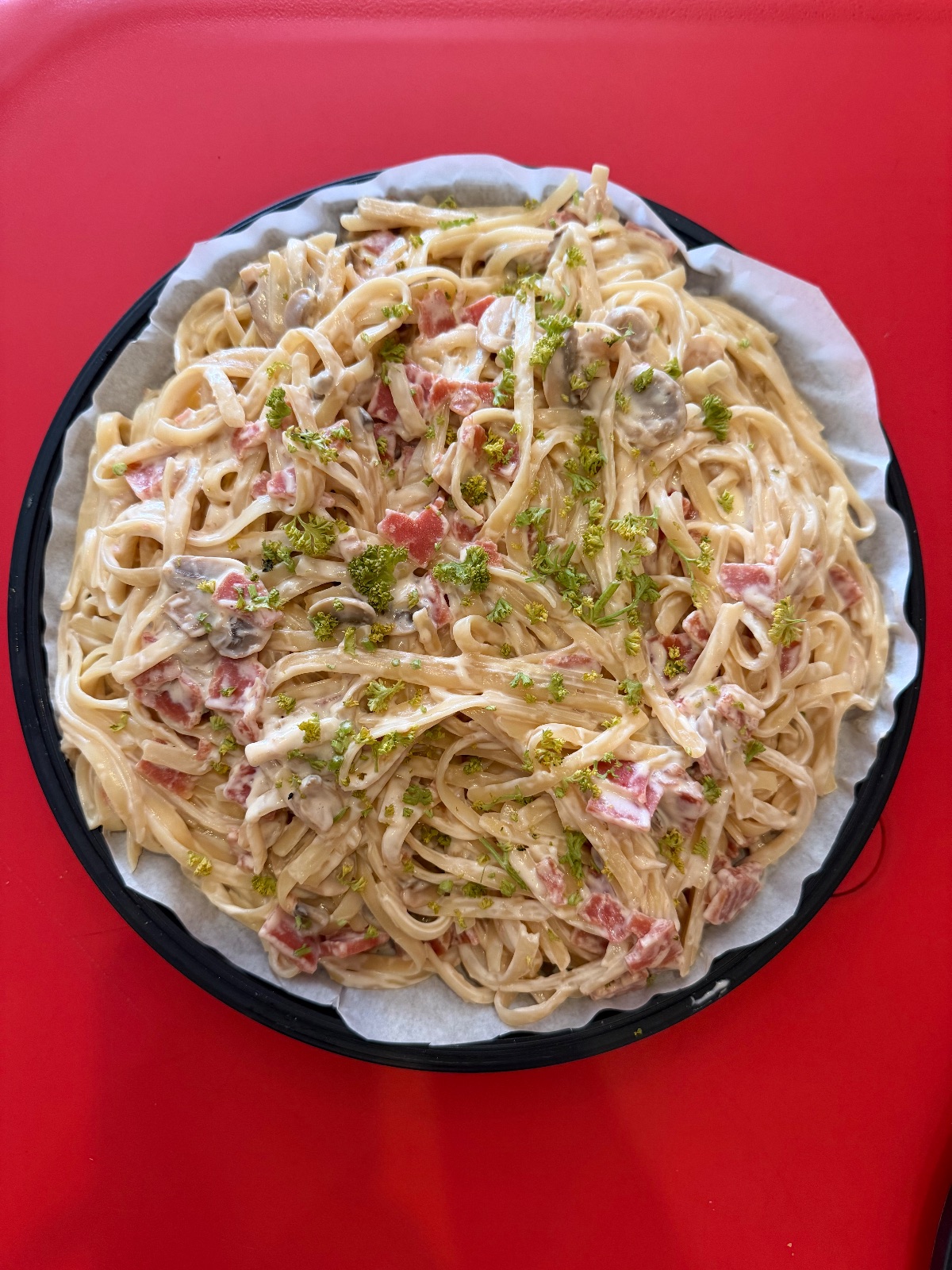 Spaghetti/ Carbonara/ Seafood Marinara Medium Bilao 16”